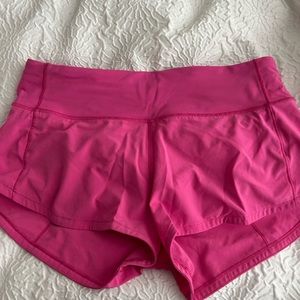 Lululemon Speed Up Low Rise shorts in sonic pink 2.5”